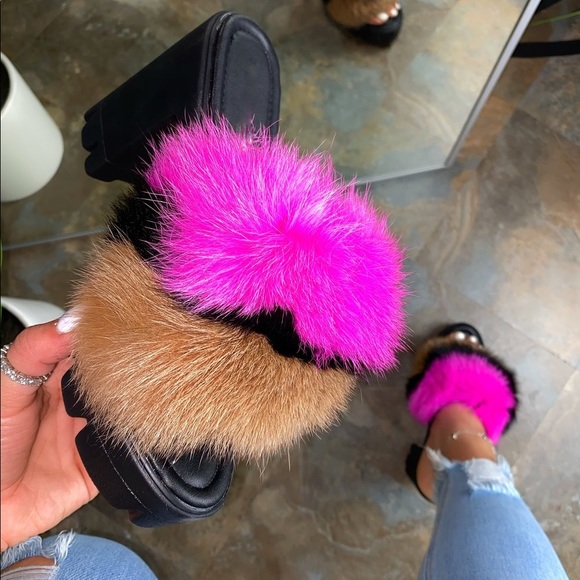 🌹Multi-Colored Fur Platform Mules🌹 - Picture 3 of 6